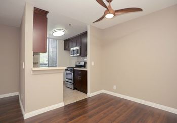 Kitchen Unit at Hillside View, Los Angeles